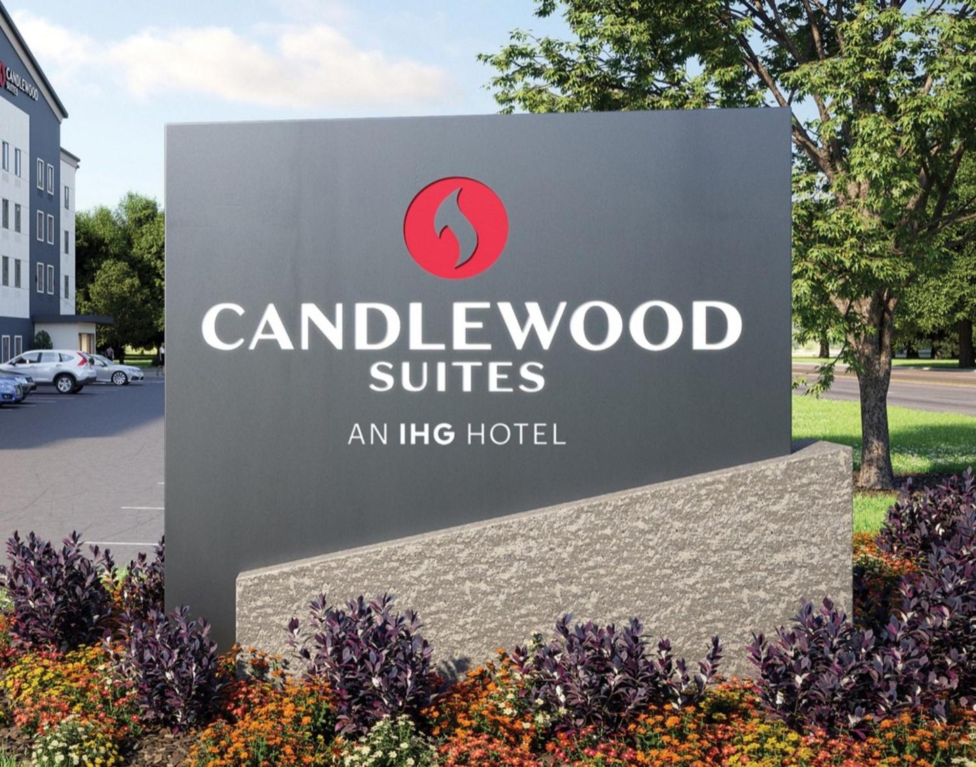 Candlewood Suites Miami Lakes By Ihg Esterno foto