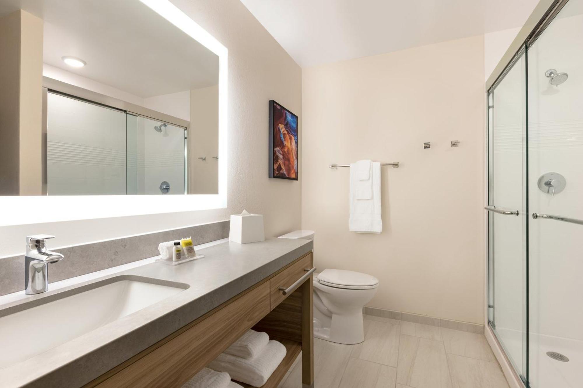 Candlewood Suites Miami Lakes By Ihg Esterno foto