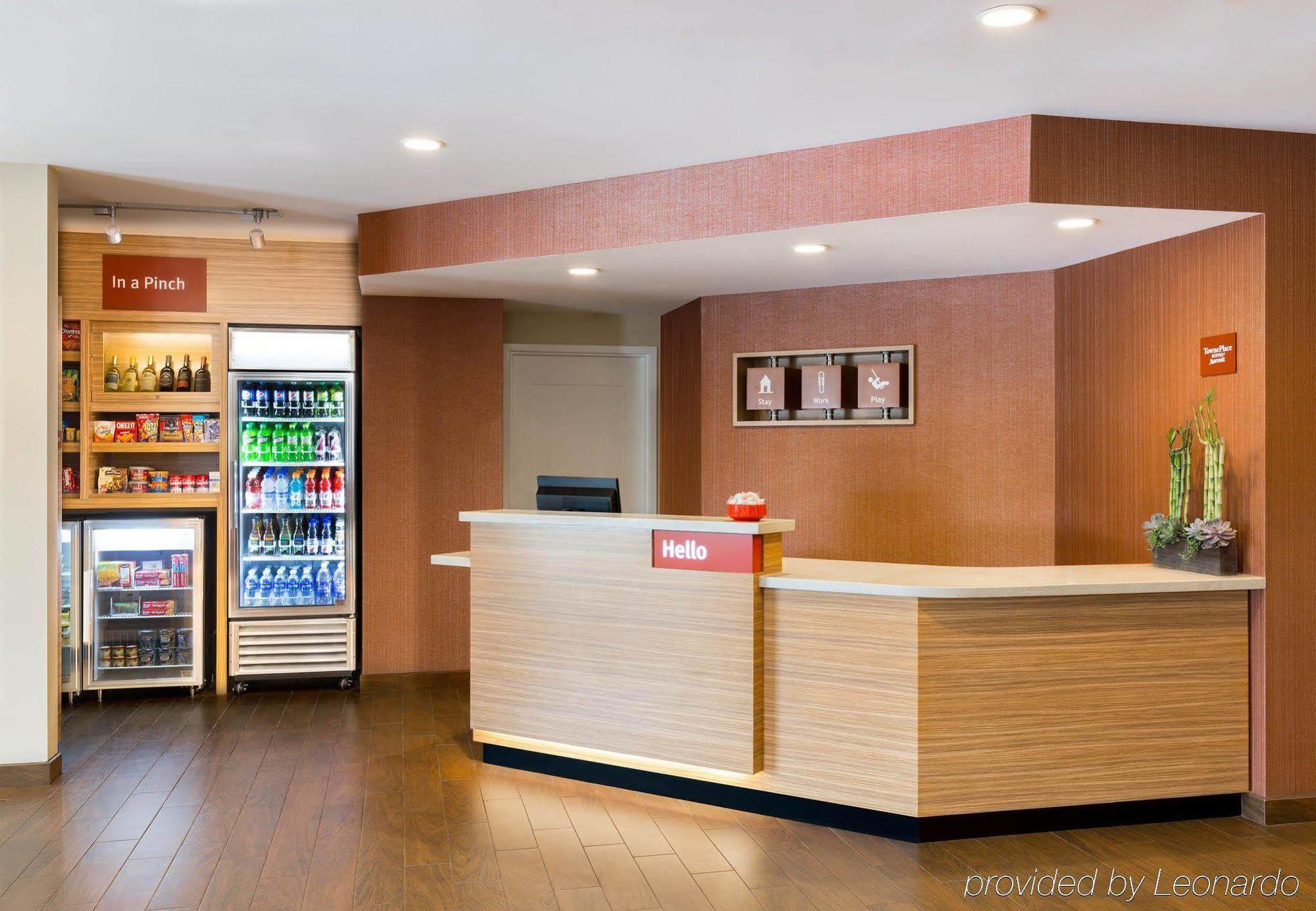 Candlewood Suites Miami Lakes By Ihg Esterno foto