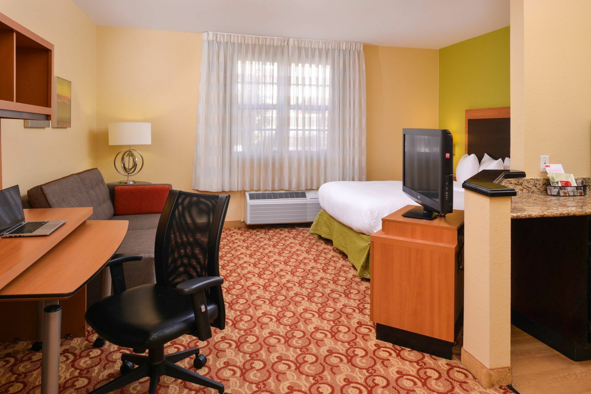 Candlewood Suites Miami Lakes By Ihg Esterno foto